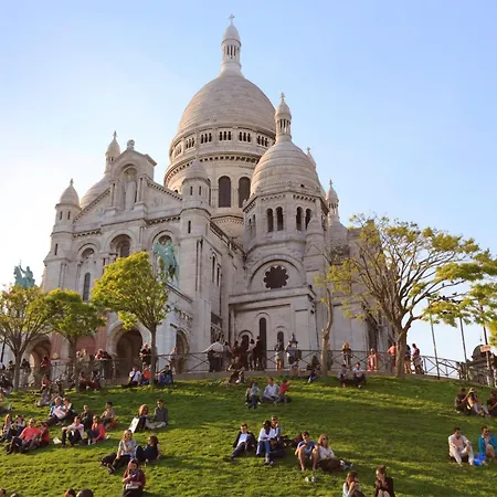11 Historic Le Sentier Flat Near Louvre & Metro Parijs